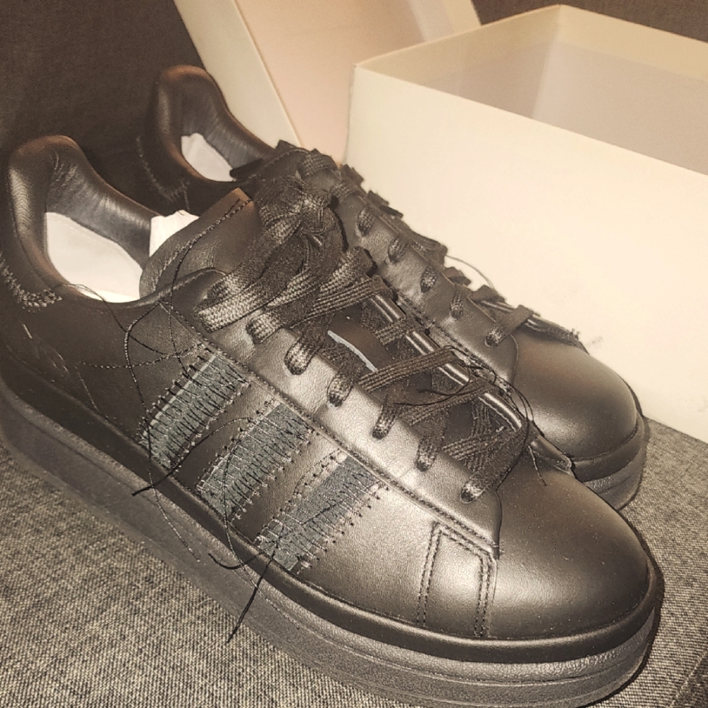 Adidas Y-3 size 8 us. Black on black